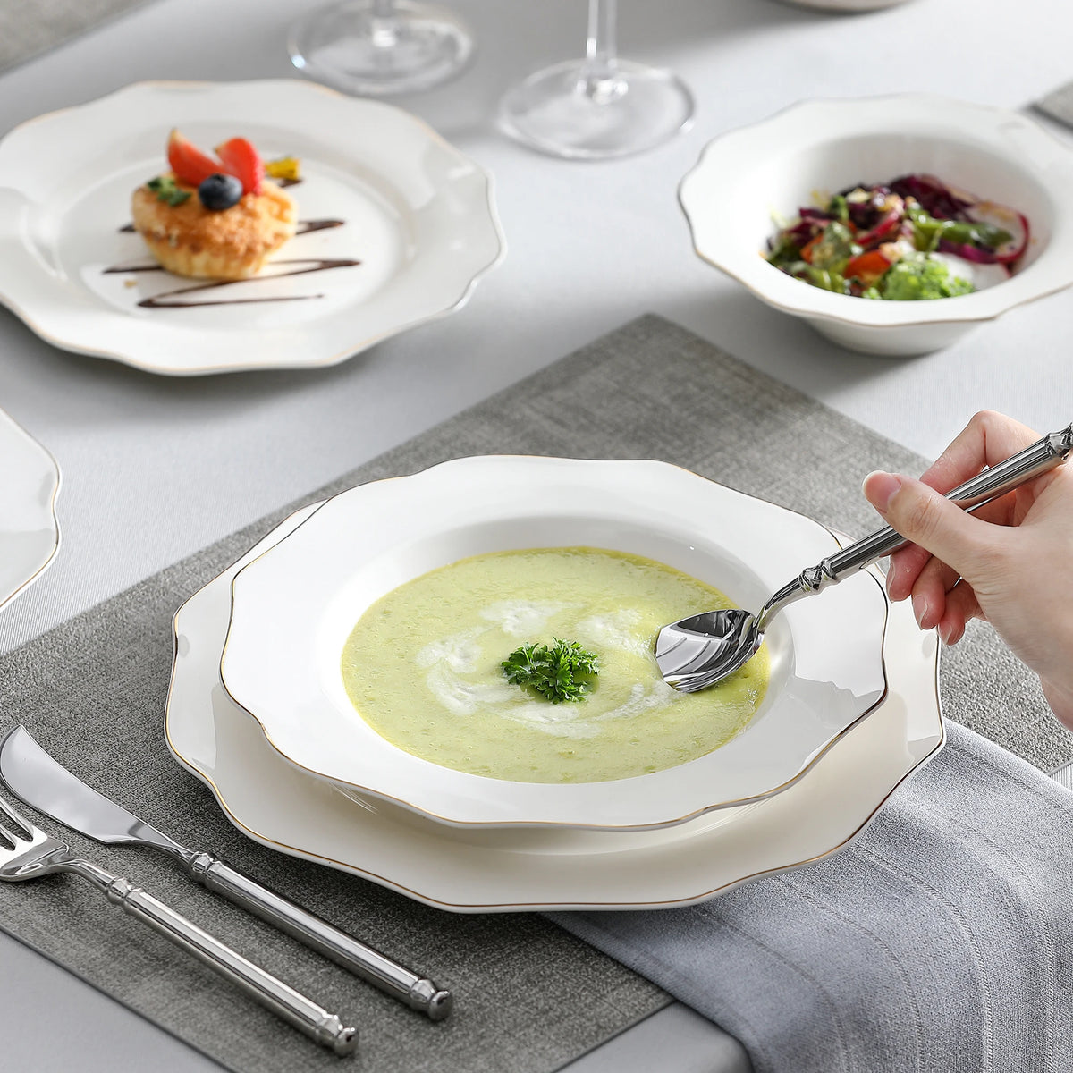Gold-Rim Porcelain Dinnerware Set