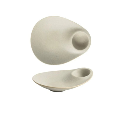Plato de cerámica para dumplings con compartimento para salsa