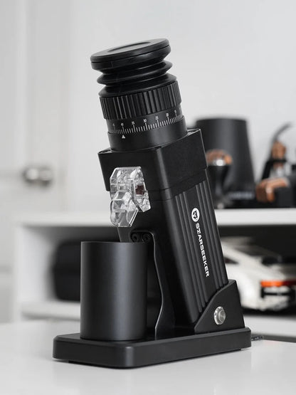 Molinillo eléctrico de café con muelas cónicas